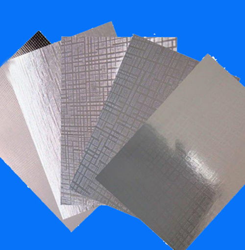 平张镀铝纸的应用与报价分析——以华福包装镀铝纸为例